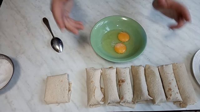 Сосиски в тесте(в лаваше)!!! Вкусный завтрак или перекус)))) смотреть онлайн