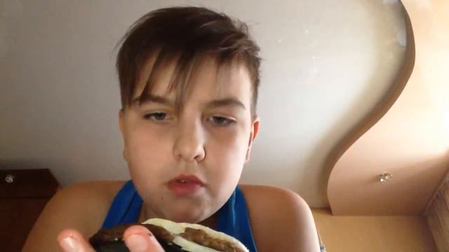 ШОК!!!!!Мне дали Черный Бургер в Burger King!!!🍔 смотреть онлайн