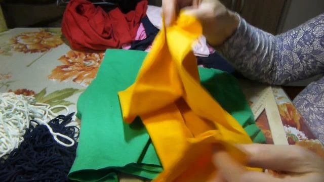 Как сделать пряжу из ненужных трикотажных вещей и остатков трикотажной ткани смотреть онлайн