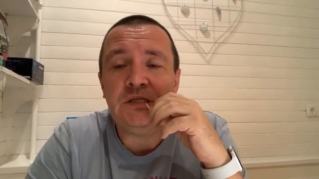 Предложили за деньги хвалить власть. Сайт госуслуг «лежит» смотреть онлайн