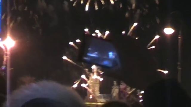 Санкт-Петербург. Петропавловская крепость. Новогодний салют 2016 смотреть онлайн