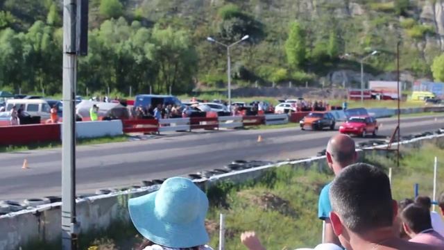 ВАЗ 2109 (Воронеж) vs ВАЗ 2113 (Москва) смотреть онлайн