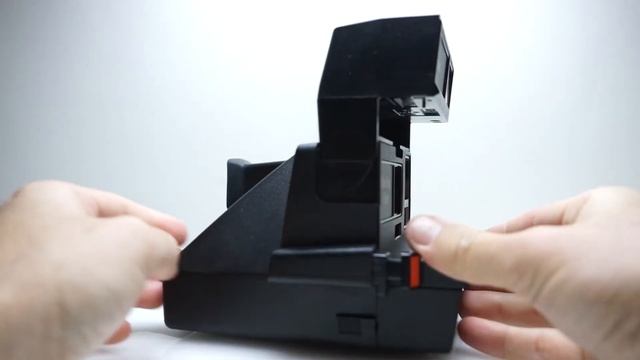 Polaroid One Step Flash - Instant Film Camera смотреть онлайн