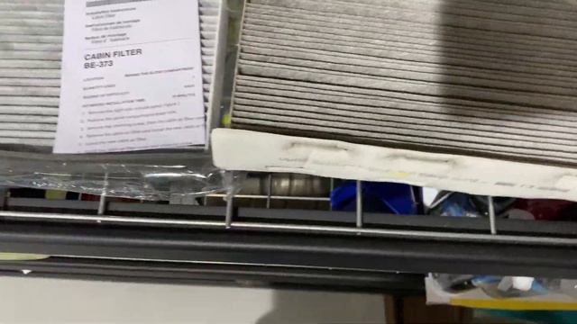 Dust and Pollen Air Filter Replacement Tutorial | VW Jetta MK6 1.8T смотреть онлайн