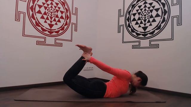 Хатха Йога. Занятие онлайн 20.04.20. Юля Шивакари смотреть онлайн