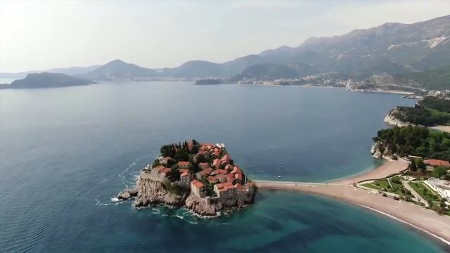 РАЙ на ЗЕМЛЕ - Villa Edelweiss ролик Петровского смотреть онлайн