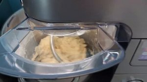 Замес теста на беляши кухонной машиной Kenwood Titanium Chef Patissier XL