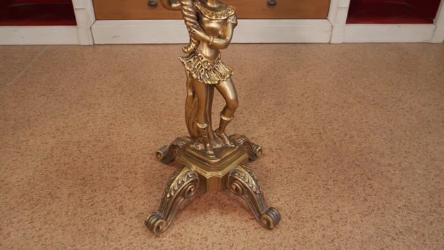 Старинный консольный стоик смотреть онлайн