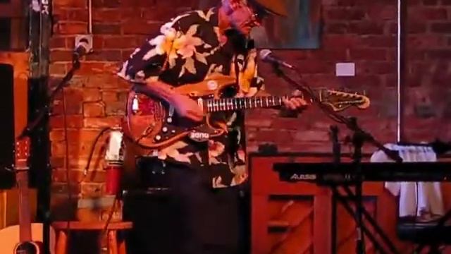 Funky Geezer  Plays Hey Good Lookin