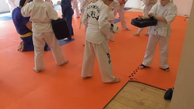 Работа на лапах (двойка_1) смотреть онлайн