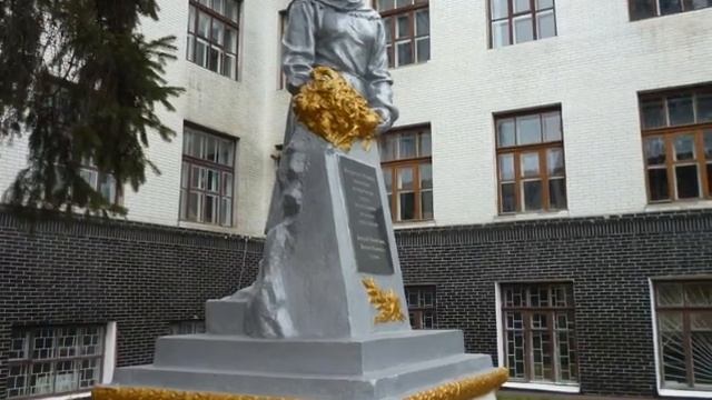 Шостка. Памятник 