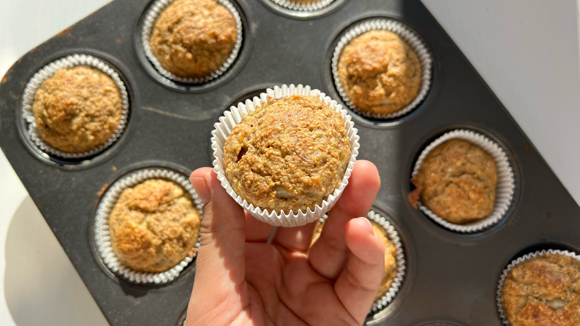 ПОЛЕЗНЫЕ БАНАНОВЫЕ КЕКСЫ | Полезный и быстрый рецепт! смотреть онлайн