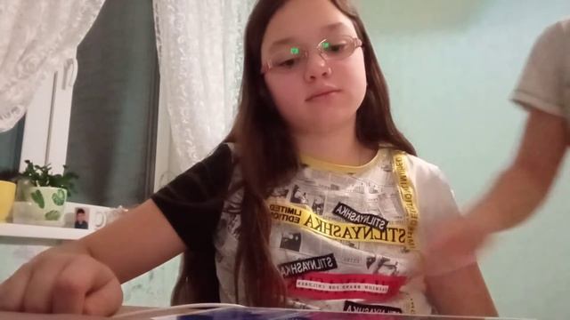 заряжаем очень старый планшет который не работает...мы включили...1 часть смотреть онлайн
