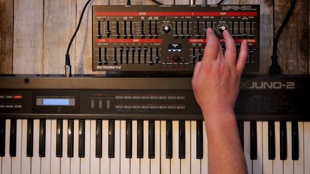 BRILLIANT BUT FATALLY FLAWED // ROLAND Alpha Juno 2 // 80'S CLASSIC SYNTH // Full Walkthrough смотреть онлайн