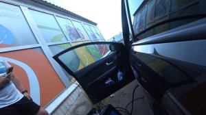 СЕЛ АККУМУЛЯТОР И ЗАБЛОКИРОВАЛСЯ КАПОТ