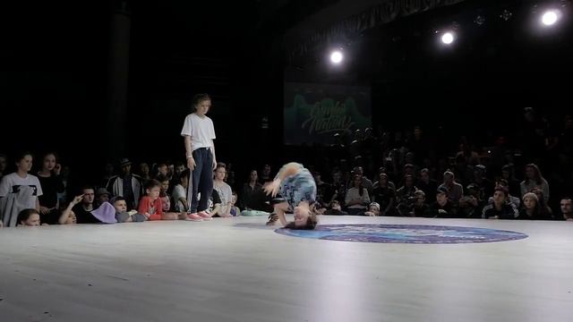 TORI (DOMINANT) vs КАЧЭЛЯ | FINAL | COMBONATION X | КАЗАНЬ | 2018 смотреть онлайн