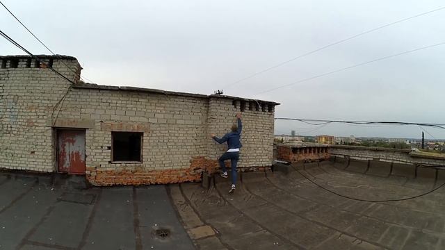 ПОСТАВИЛ ФИНГАЛ ЯЙЦАМИ | MAX GRAND смотреть онлайн