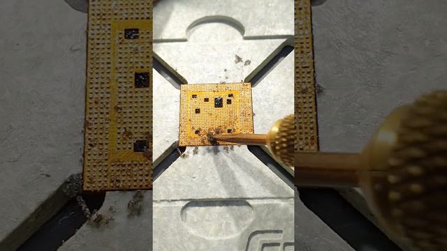 iPhone XS A12 CPU Glue Remove смотреть онлайн