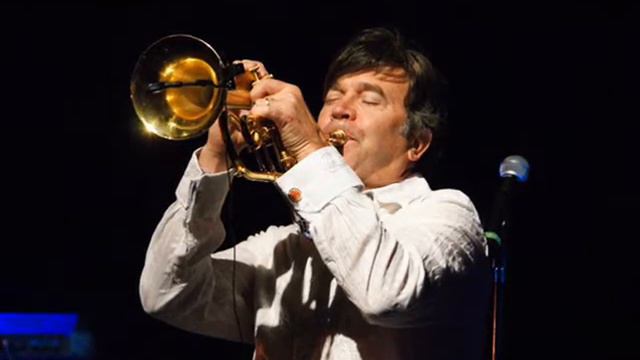 Rick Braun, 'The Good Life' (Sacha Distel)