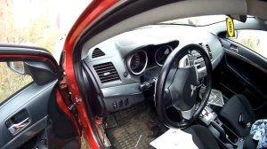 Mitsubishi Lancer X не заводится ,что делать ??