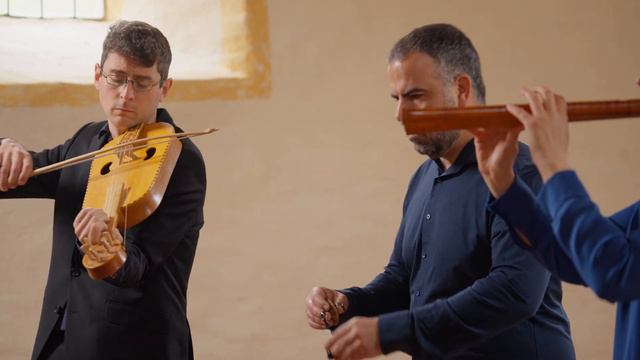 quidni: BIEN SE LACE (Jehan de Lescurel) смотреть онлайн