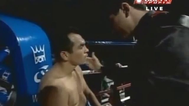 Marco Antonio Barrera Vs Sammy Ventura (Part 1 of 2) смотреть онлайн