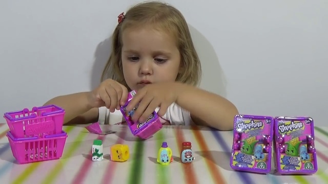 Шопкинс корзинки сюрпризы с игрушками распаковка Shopkins Surprise Toys Unboxing
