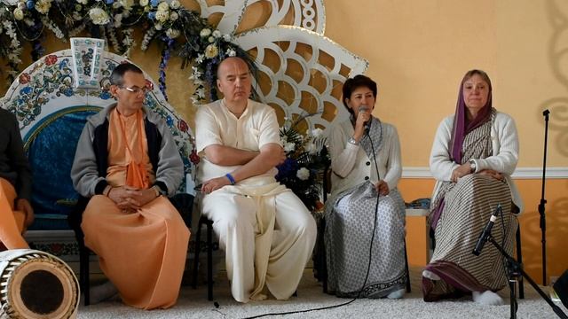 Эканга д.д. - прославления на Вьяса пуджу. Дикша-ретрит 2021. Беларусь. смотреть онлайн