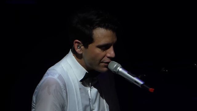 MIKA - Grace Kelly (live) w/ piano смотреть онлайн