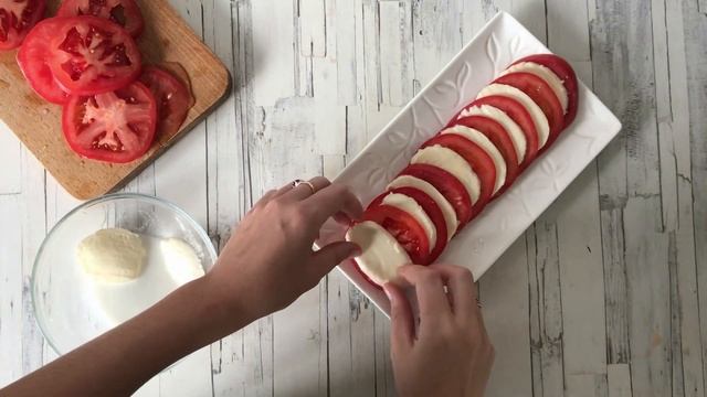 Капрезе помидоры с песто и моцареллой ? Как приготовить САЛАТ КАПРЕЗЕ с соусом песто и моцареллой смотреть онлайн