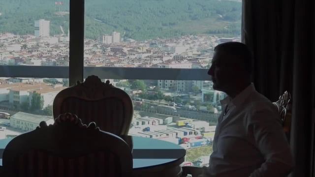 SEDAT PEKER; VATAN AŞKIYLA AL BAYRAĞA SARILANLAR смотреть онлайн