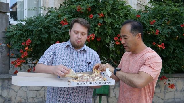 Casa della Pizza - Лучшая в городе! Или нет? смотреть онлайн