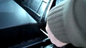 The unofficial way to remove the headlight from a Range Rover Evoque