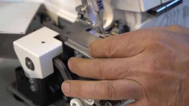 Почему клинит оверлок? смотреть онлайн