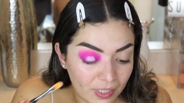 NEON PINK EYESHADOW TUTORIAL | HUDA BEAUTY NEON OBSESSIONS PALETTE