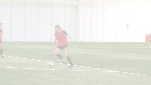 Defending In Small-Sided Games | Preventing Forward Play Pt.3 | England Football Learning смотреть онлайн