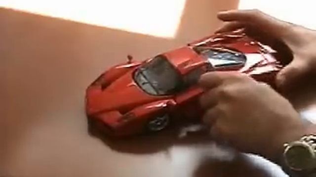 FERRARI Enzo A Escala BBR