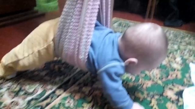 Как научить ребенка ползать! смотреть онлайн