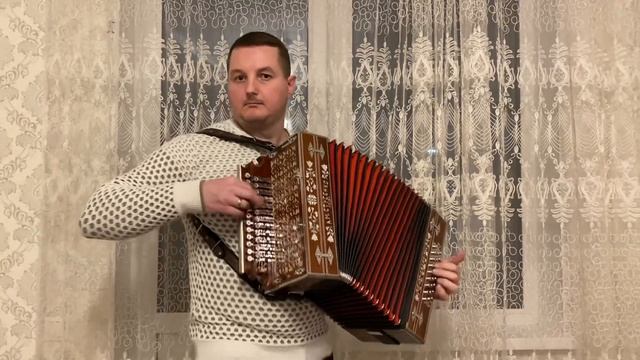 Карапет в двух вариантах на мастерововой гармоне!!! Karapet!!! смотреть онлайн