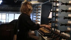 Дитрих Букстехуде. Чакона до-минор (С-moll), BuxWV 159. Исполняет Ines Maidre (орган).