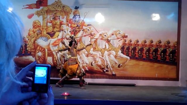 2014 03 В храме ТИРУВАНАНТАПУРАМА смотреть онлайн