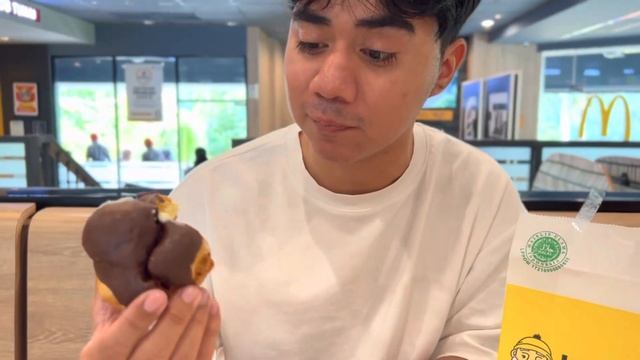 ?Trying McDonald’s in Jakarta Indonesia! ??x?? (With Indonesia Subtitle!) смотреть онлайн