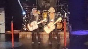 ZZ Top (Legs)