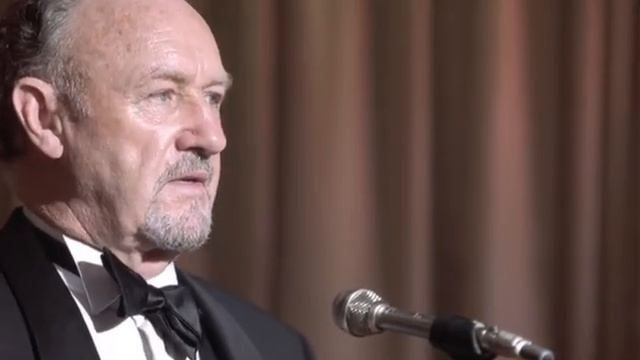 Под подозрением смотреть онлайн