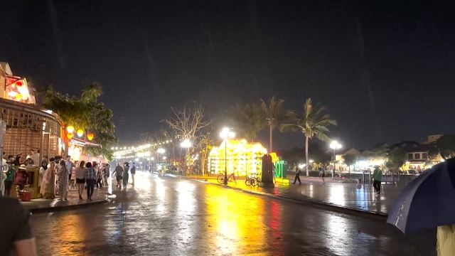 На машине по Вьетнаму. Дананг, Хойан смотреть онлайн