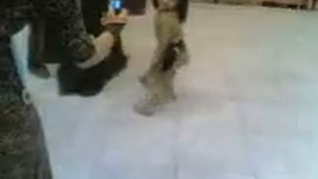 Маленькая танцовщица смотреть онлайн