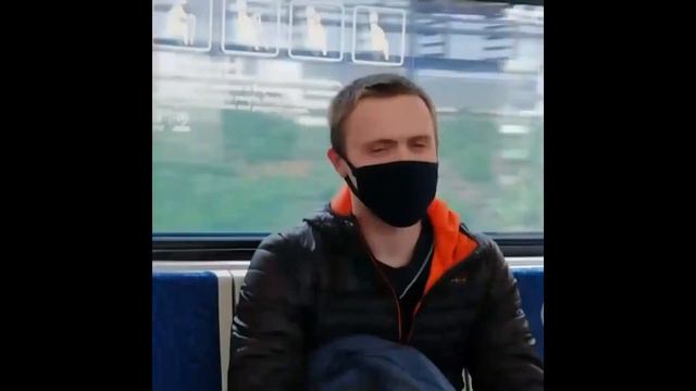 Улыбнитесь! Вас рисуют в Московском метро. 28.11.2020г. ч.2 смотреть онлайн