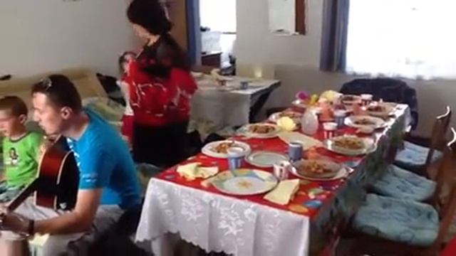 De ziua lui Filip la Rotbav....Grătzy in RomaniA...DOAMNE M смотреть онлайн