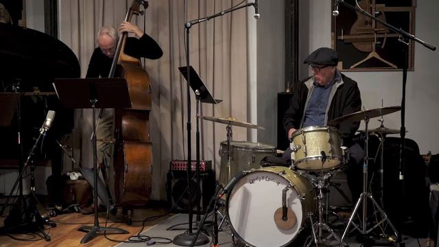 Promise Of Return (Lena Bloch) смотреть онлайн