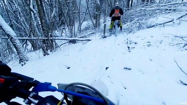 Зимняя треня пошла не по плану.Выбраться любой ценой (Avantis enduro250,kayo k1,minskx250,ktm174mn смотреть онлайн